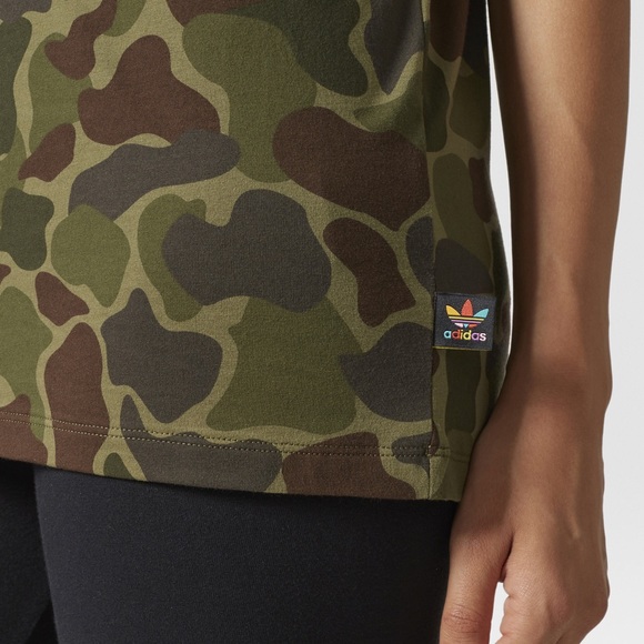 Adidas Pharrell Williams Camo tee shirt - Picture 2 of 7
